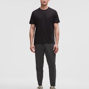Lululemon License to Train pants Gray Mens